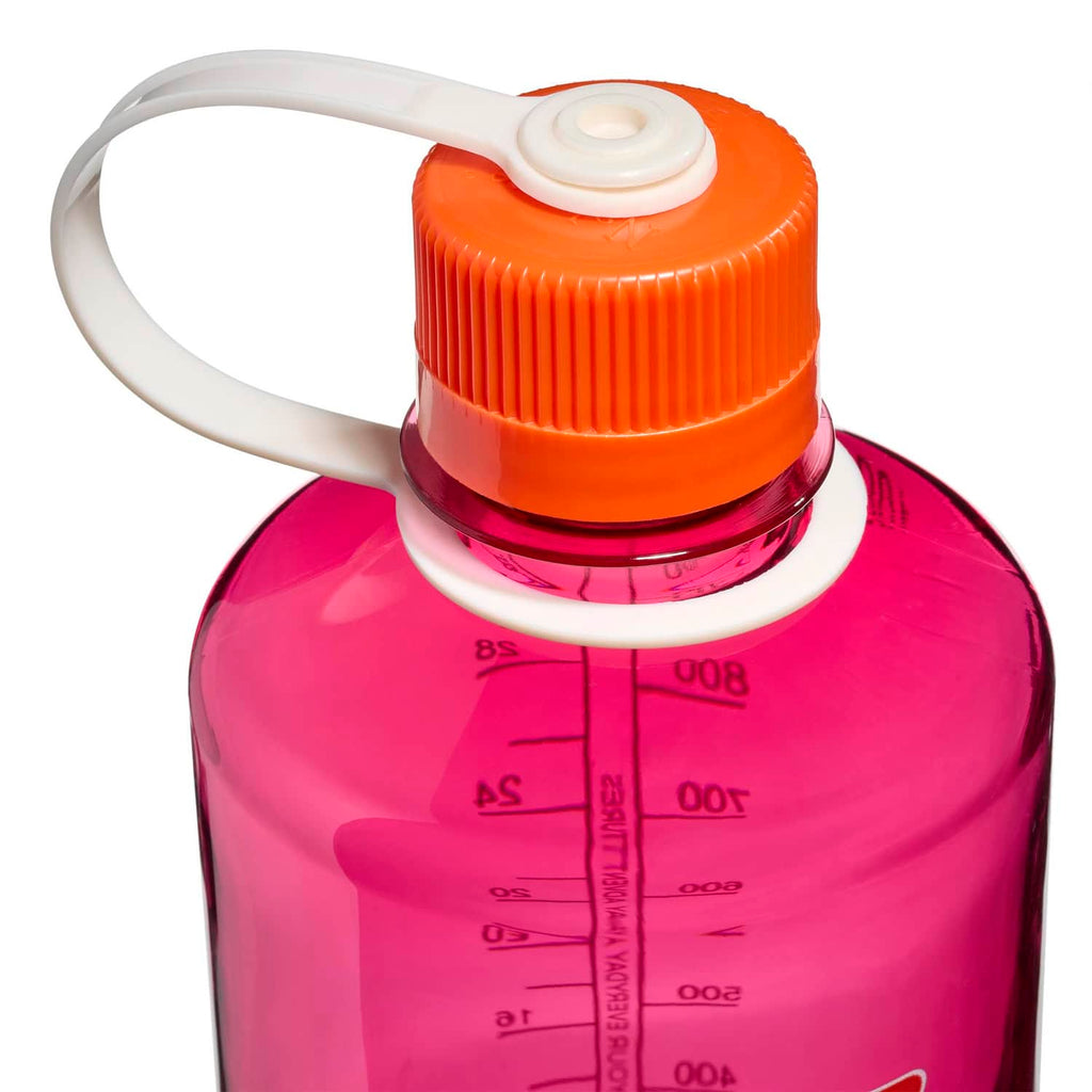Nalgene product detail: 32oz Narrow Mouth Thrill & Motion I2 — 32oz Narrow Mouth Thrill & Motion