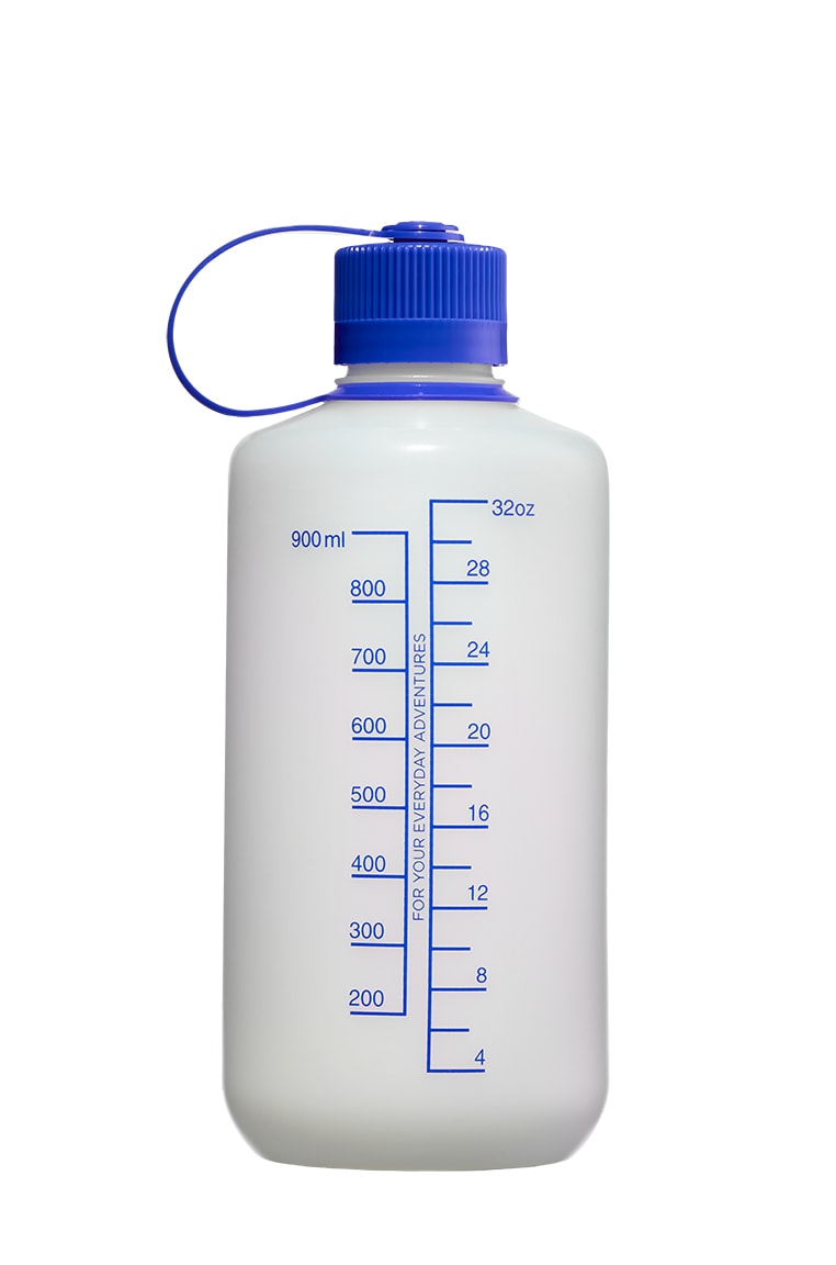 Nalgene product detail: 32oz Narrow Mouth Ultralite Bottle Q8 — 32oz Narrow Mouth Ultralite Bottle