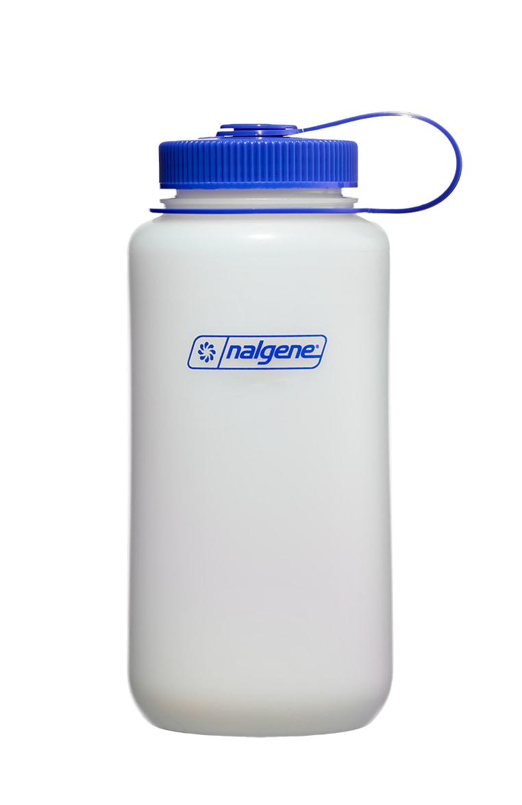 Nalgene product view: 32oz Wide Mouth Ultralite Bottle U5 — 32oz Wide Mouth Ultralite Bottle