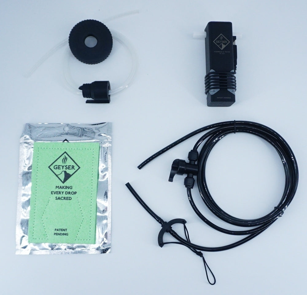 Nalgene product image: Geyser Outdoor Clean Kit J8 — Geyser Outdoor Clean Kit